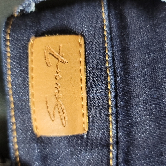 Seven7 Mid Rise Boot Cut Jean - Picture 7 of 11